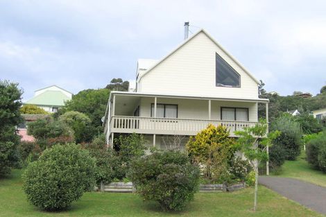 Photo of property in 107 The Grove, Onemana, Whangamata, 3691