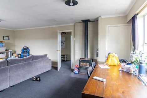 Photo of property in 16 Charles Street, Grasmere, Invercargill, 9810