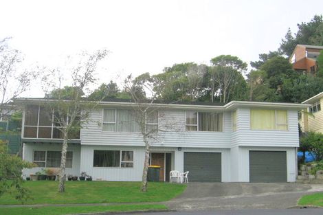 Photo of property in 3 Saint Annes Square, Tawa, Wellington, 5028