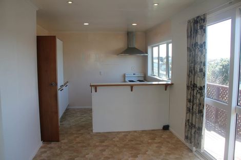 Photo of property in 3 Saville Row, Johnsonville, Wellington, 6037