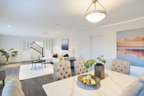 Photo of property in 54 Sapperton Drive, Henderson, Auckland, 0612