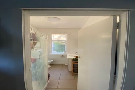 Photo of property in 6 Semeloff Terrace, Aro Valley, Wellington, 6021