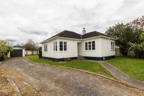 Photo of property in 3 Cook Street, Levin, 5510