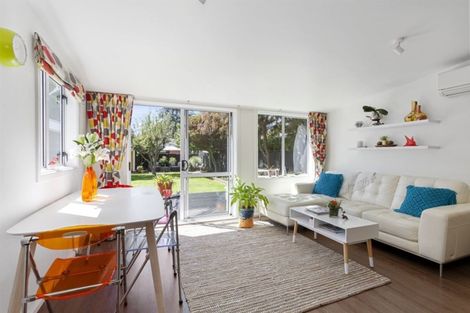 Photo of property in 30 Saint James Avenue, Papanui, Christchurch, 8053