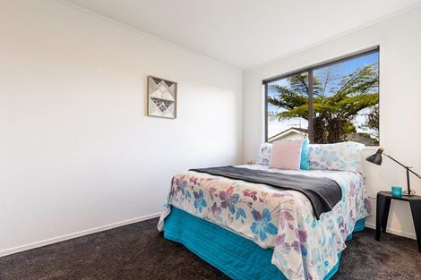 Photo of property in 1/9 Hydra Place, Glen Eden, Auckland, 0602