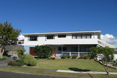 Photo of property in 1 Janome Place, Bucklands Beach, Auckland, 2014