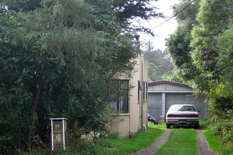 Photo of property in 32 Raukawa Street, Stokes Valley, Lower Hutt, 5019