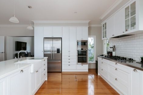 Photo of property in 31 Fourth Avenue, Tauranga, 3110