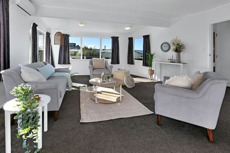 Photo of property in 18 Thimble Lane, Whitby, Porirua, 5024