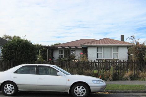 Photo of property in 12 Epsom Road, Sockburn, Christchurch, 8042