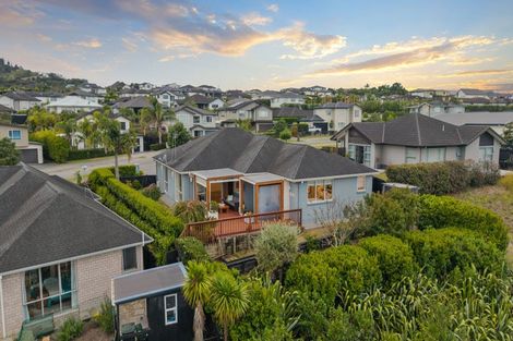 Photo of property in 21 Flavell Drive, Orewa, 0931