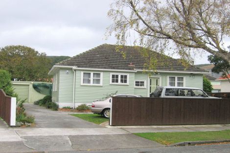 Photo of property in 43 Milne Crescent, Taita, Lower Hutt, 5011