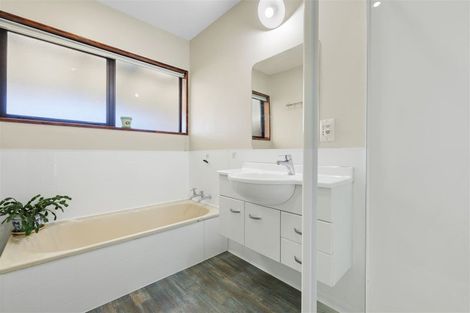 Photo of property in 65 Waimairi Road, Upper Riccarton, Christchurch, 8041