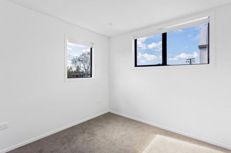 Photo of property in 2/2 Riversdale Road, Avondale, Auckland, 1026