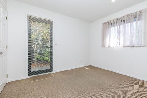 Photo of property in 9/52 Taharoto Road, Takapuna, Auckland, 0622