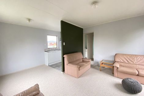Photo of property in 2/16 Seabrook Avenue, New Lynn, Auckland, 0600