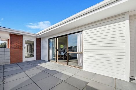 Photo of property in 5 Shamrock Place, Halswell, Christchurch, 8025