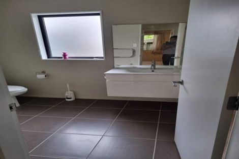 Photo of property in 118a Parkvale Road, Karori, Wellington, 6012