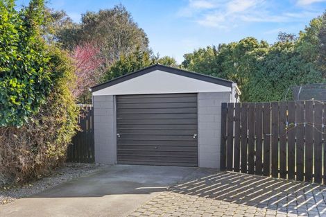 Photo of property in 21 Besant Place, Avondale, Christchurch, 8061