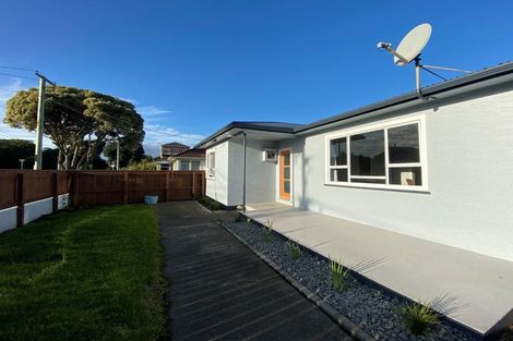 Photo of property in 8 Taupata Street, Castlecliff, Whanganui, 4501