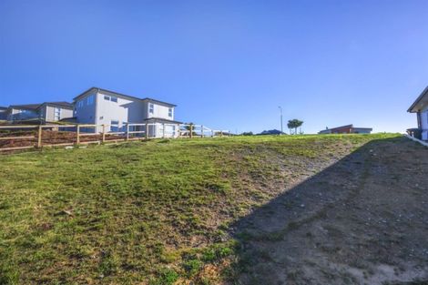 Photo of property in 160 Endeavour Drive, Whitby, Porirua, 5024