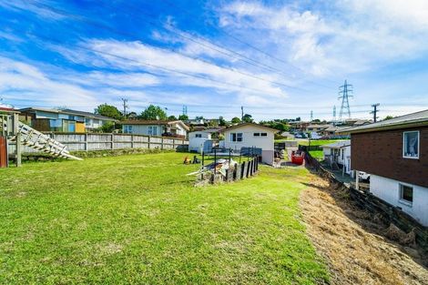 Photo of property in 238 Triangle Road, Massey, Auckland, 0614