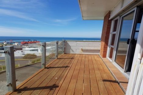 Photo of property in 4/31 Findlay Street, Moturoa, New Plymouth, 4310