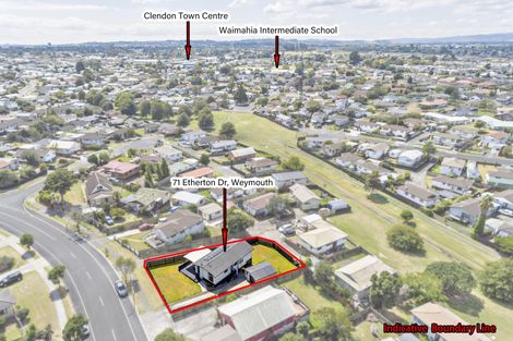 Photo of property in 71 Etherton Drive, Weymouth, Auckland, 2103