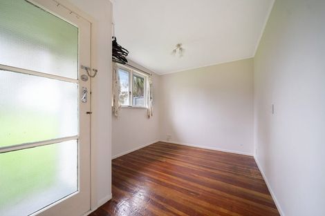 Photo of property in 10 Ribblesdale Road, Henderson, Auckland, 0612