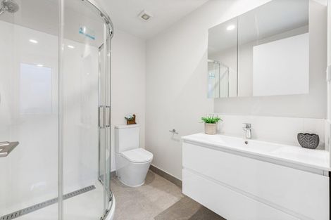 Photo of property in 117 Tarapuka Road, Westgate, Auckland, 0814
