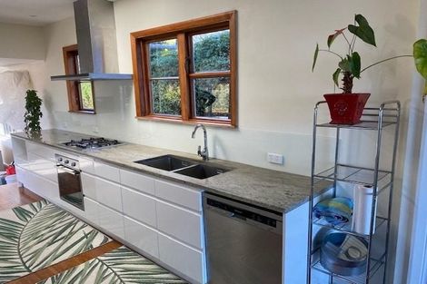 Photo of property in 43 Homebush Road, Khandallah, Wellington, 6035