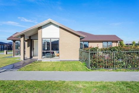 Photo of property in 2 Endurance Lane, Wigram, Christchurch, 8025