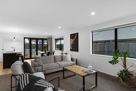 Photo of property in 37 Lockerbie Street, Morrinsville, 3300