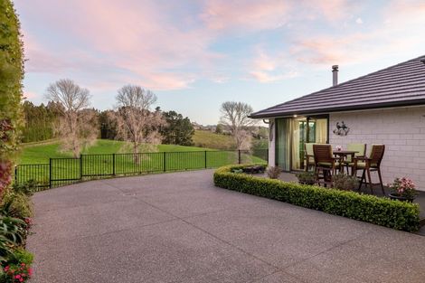 Photo of property in 2 Raptor Way, Welcome Bay, Tauranga, 3175