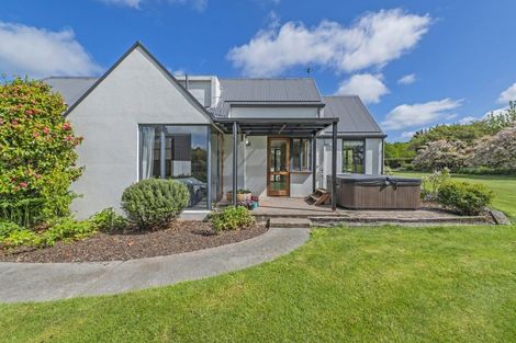 Photo of property in 180 Deans Road, Darfield, 7571