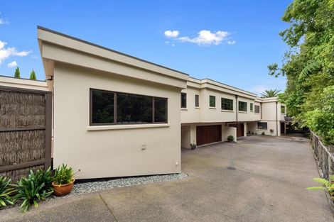 Photo of property in 98 River Road, Hamilton East, Hamilton, 3216