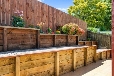 Photo of property in 3/26a Penning Road, Castor Bay, Auckland, 0620