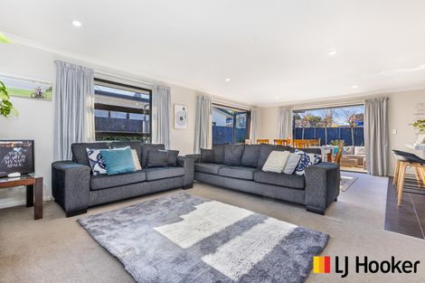 Photo of property in 36 Sunningdale Street, Wattle Downs, Auckland, 2103