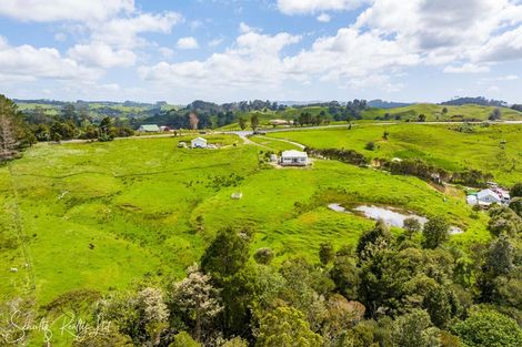 Photo of property in 1713 State Highway 12, Paparoa, 0571