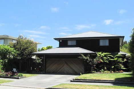 Photo of property in 17 Geraldo Place, Russley, Christchurch, 8042