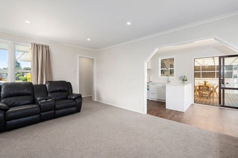 Photo of property in 35 Martin Street, Utuhina, Rotorua, 3015