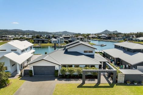 Photo of property in 308 Waterways Parade, Pauanui, Hikuai, 3579