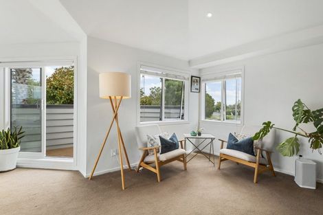 Photo of property in 93 Hastings Road, Mairangi Bay, Auckland, 0630