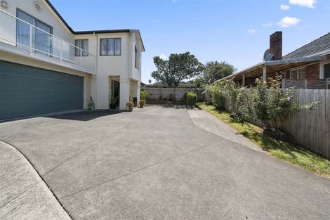 Photo of property in 7a York Road, Papatoetoe, Auckland, 2104