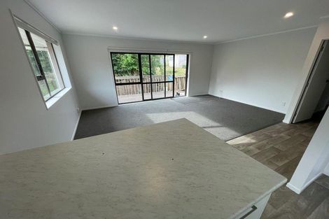 Photo of property in 2/45 Halver Road, Manurewa East, Auckland, 2102