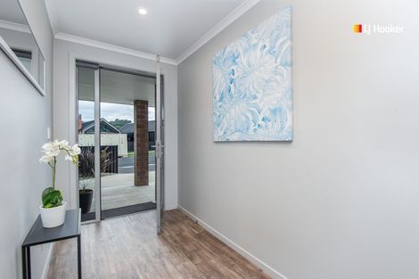 Photo of property in 82 Severn Street, Green Island, Dunedin, 9018