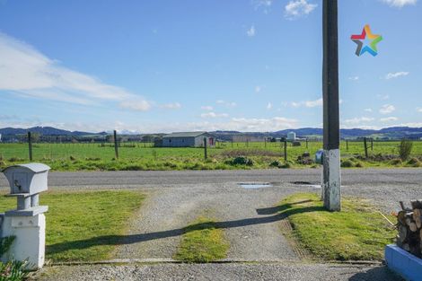 Photo of property in 37 Papatotara Road, Tuatapere, 9620