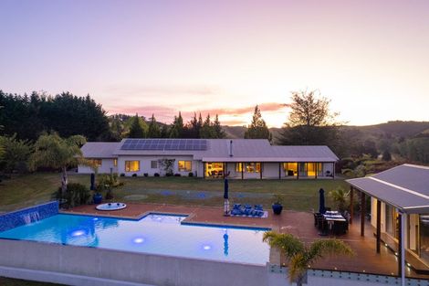 Photo of property in 35 Redwood Park Road, Redwood Valley, Richmond, 7081