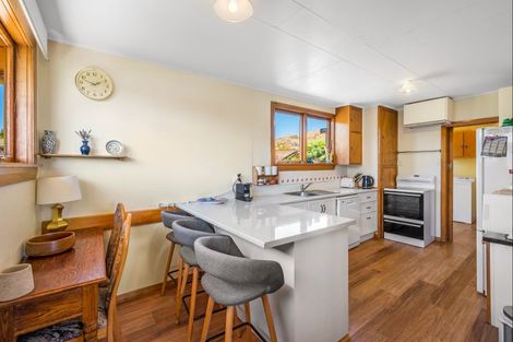 Photo of property in 98 Brownston Street, Wanaka, 9305