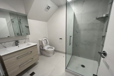 Photo of property in 4/19 Karamu Street, Te Atatu Peninsula, Auckland, 0610